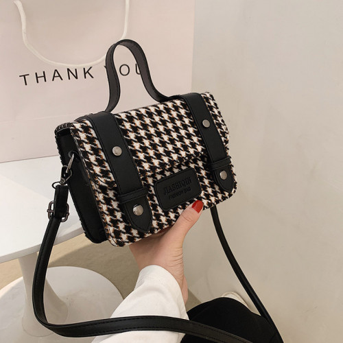 T&uacute;i bọc dạ nỉ